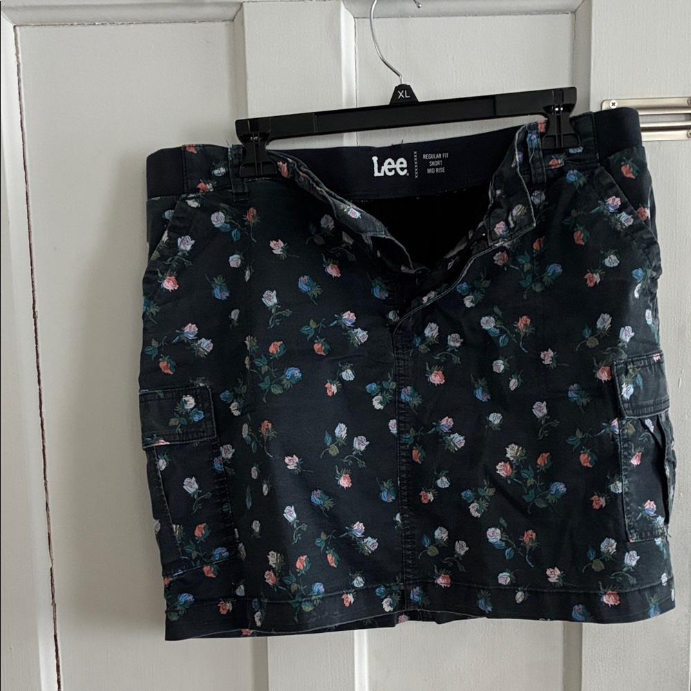 Lee Black Floral Cargo Skirt